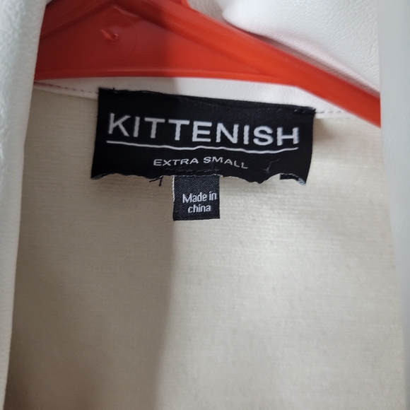 Kittenish Jessie James Decker Vegan SOLD - Picture 2 of 2